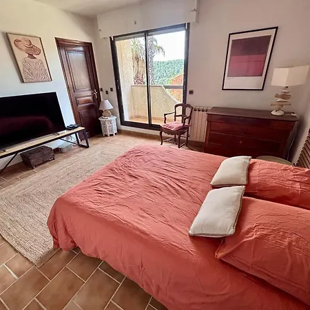 Magnifique T4 De Vue Mer-3 * Bandol